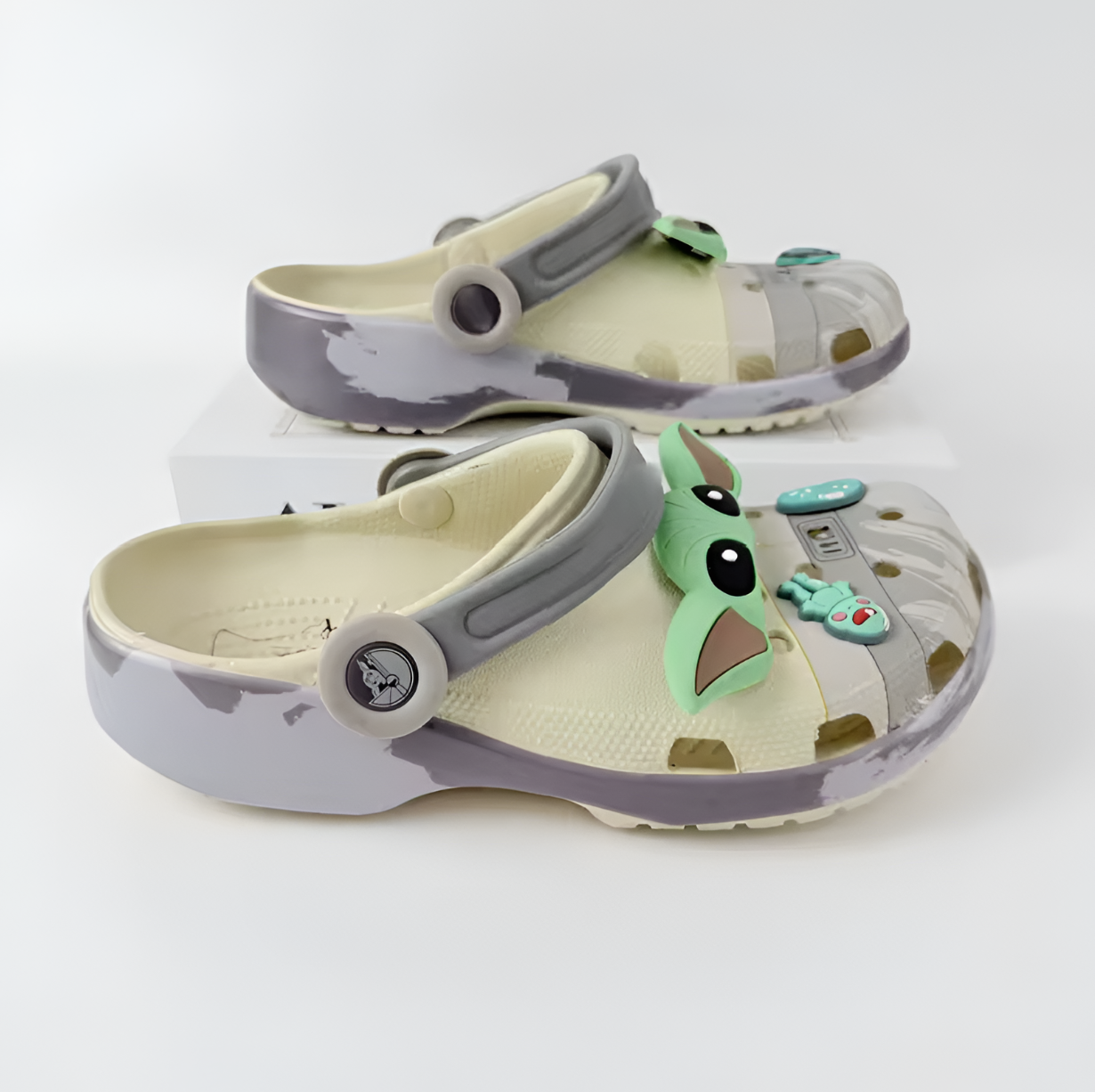 Baby Yoda Mandalorian - Adulto